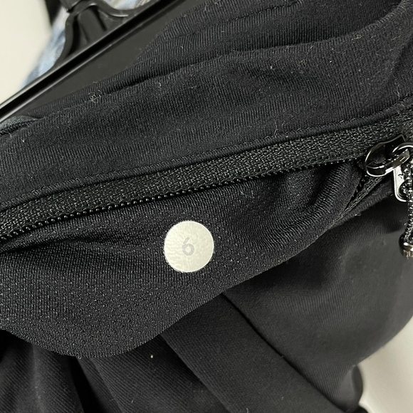 Lululemon Mesh Side Ruched Crop Leggings - Picture 5 of 8